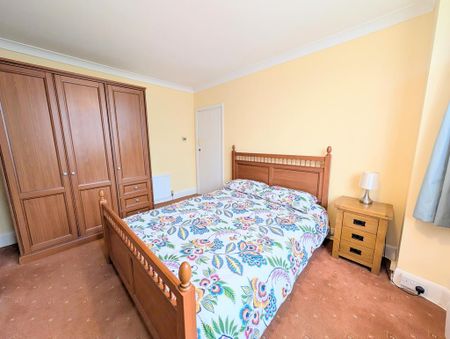 1 bedroom in a house share to rent - Photo 5