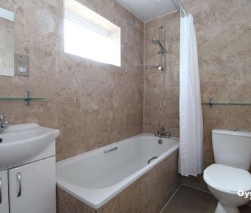 3 bedroom apartment to rent - Photo 4