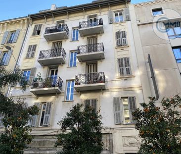 Exclusivité – Agréable 2 pièces avec balcon, centre de Nice - Photo 4