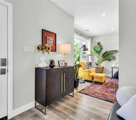 For Lease - 359 WHITBY Avenue Unit# B1, Carlingwood - Westboro and Area, Ontario - Photo 4