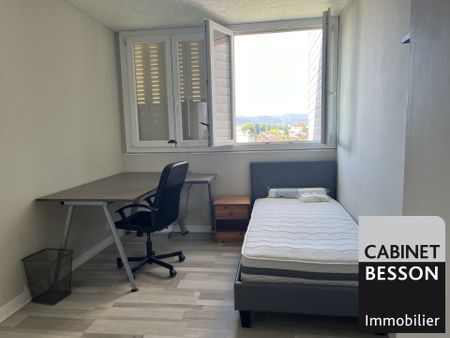 Location Appartement 5 pièces 70m² ST MARTIN D HERES 38400 - Photo 2