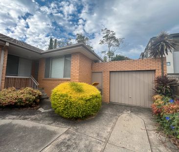 2 Bedroom unit in central location. - Photo 2
