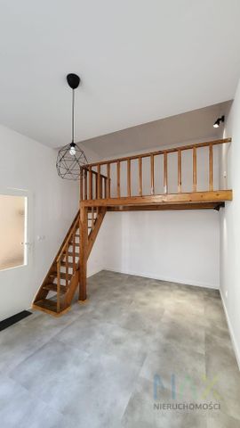 Niedawno wyremontowane mieszkanie bezczynszowe w centrum Kazimierza - Photo 2