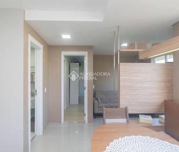 Apartamento com 1 quarto e 64m² para alugar em São João, Porto Alegre. - Photo 1