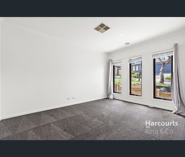 5 Bear Crescent, Doreen, Vic 3754 - Photo 4
