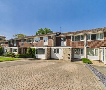 3 bedroom House in Grange Road, Bracknell - Photo 6