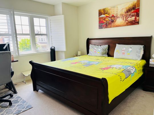 For Lease - 212 Spring Creek Drive, Hamilton, Ontario - Photo 1