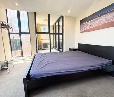 PARTIALLY FURNISHED APARTMENT IN ULTRA CONVENIENT LOCATION - Photo 3