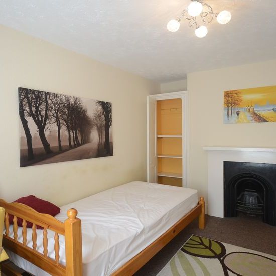 1 bedroom property to rent - Photo 1