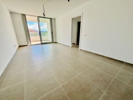 Unfurnished south facing apartment Javea - Photo 4