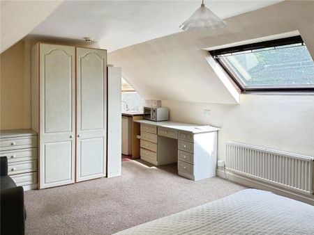 Studio to rent - Photo 3