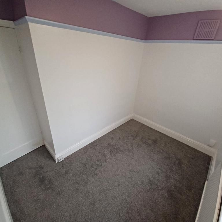 4 bedroom detached house to rent - Photo 1