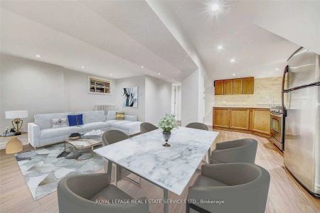 87 Dawes Road #Lower - Photo 3