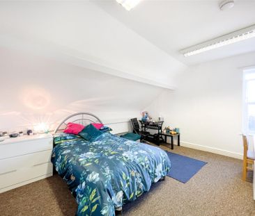 Flat 3, 53 Clarkegrove RoadBroomhillSheffield - Photo 2