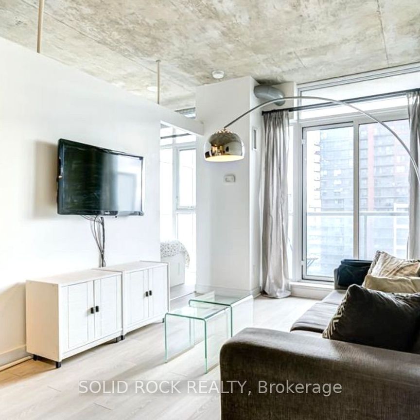 Westside Gallery Lofts , #1314 - Photo 1