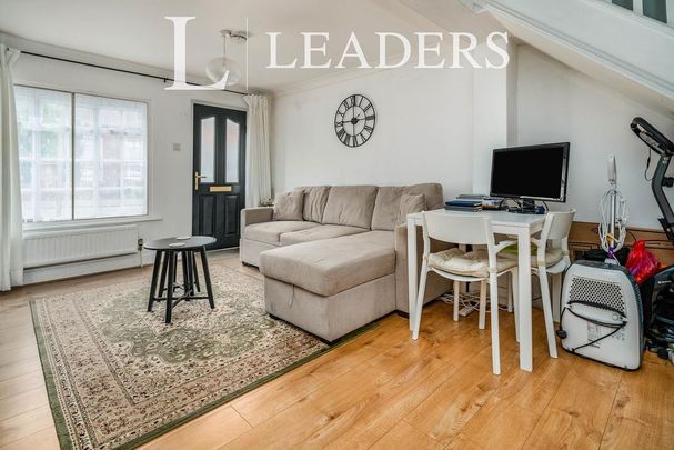 2 bedroom terraced house to rent - Photo 1