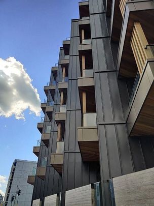 CBD 1BR Now $535 – Balcony, Luxe Bath, Big Storage - Photo 1