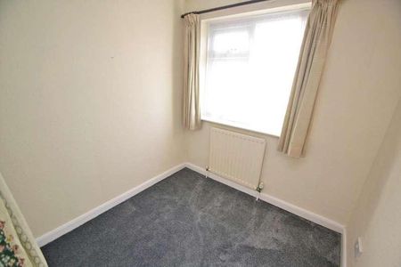 Poole, BH15 - Photo 4