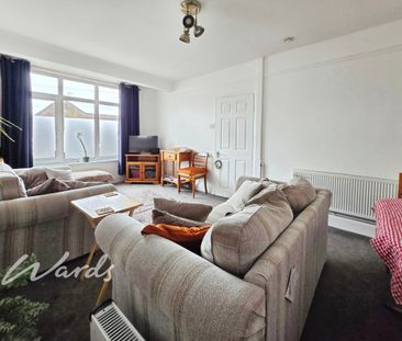 2 bedroom detached bungalow to rent - Photo 2