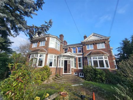 1 bedroom in a house share to rent - Photo 3
