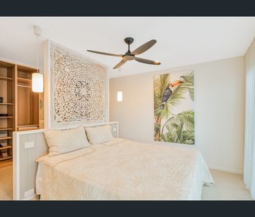 Listen to the Waves – Coastal Living at Its Finest - Photo 4