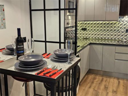 Piso de alquiler en Carretera de Fuencarral, 56, Zona Industrial - Photo 5