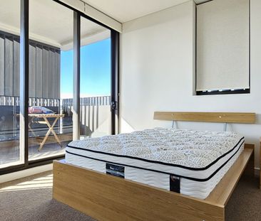 Furnished Designer Home+Study has Bright, North City View - Photo 2