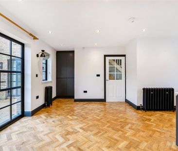 4 bedroom detached house to rent - Photo 1