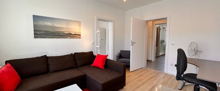 Moderne, helle, renovierte 2-Zimmer-Wohnung am Fürther Stadtpark in ruhiger Lage und trotzdem direkt überall angebunden - Photo 1