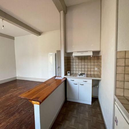 Location Appartement 1 pièce 26m² CLERMONT FERRAND 63000 - Photo 3