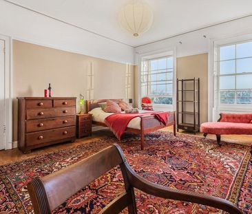 4 Bed Flat, Cornwallis Crescent, BS8 - Photo 4