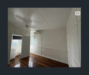 Nestled amongst the trees - Photo 3