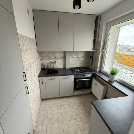 Na wynajem kawalerka os.Zwycięstwa 32 m² - Photo 3