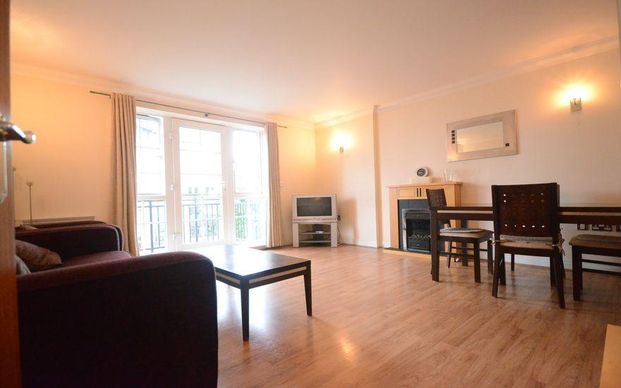 2 bedroom flat to rent - Photo 1