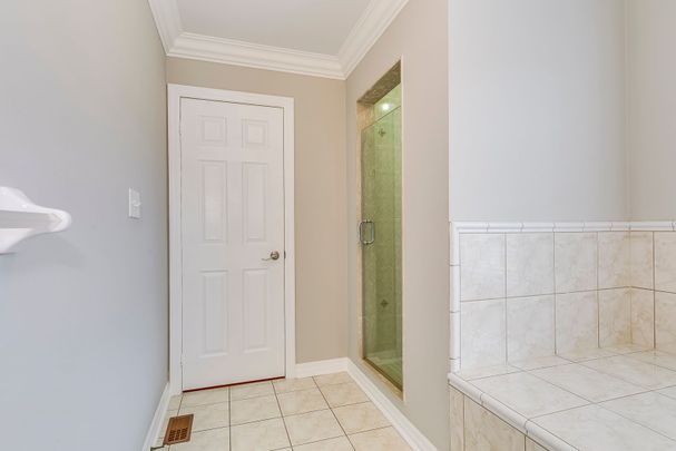 For Lease - 2196 Highcliffe Way, Oakville, Ontario - Photo 1