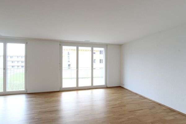 SCHÖN GEPFLEGTES WOHNQUARTIER IN BRUGG - Photo 1