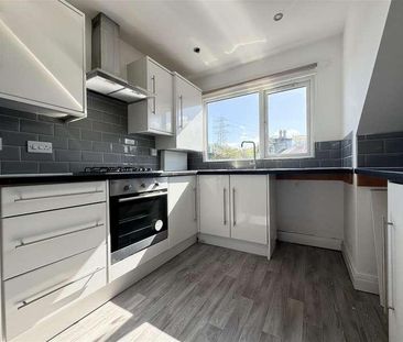 Wakefield Road, Scissett, Huddersfield, HD8 - Photo 3