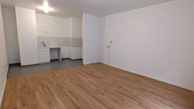 location Appartement T3 DE 63.86m² À CLICHY - Photo 1