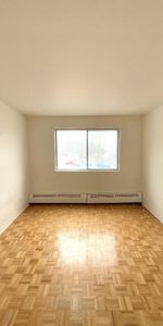 1 CH - 1 SDB - Laval - $1,200 /mo - Photo 3