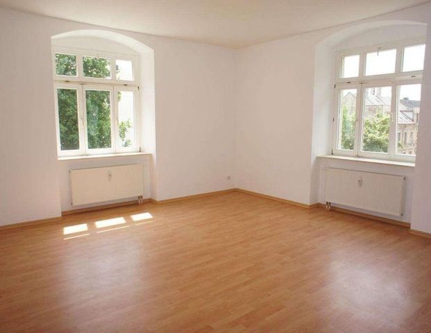 Aufzug - Laminat - Dusche - FREI ab 1.5.26 - 3. OG !!! - Photo 1