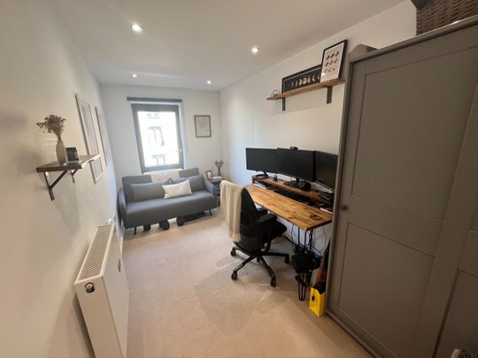 2 Bed Flat, Eythorne Road, SW9 - Photo 1