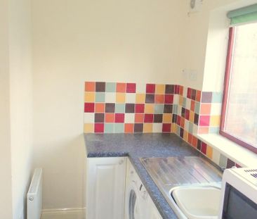 4 bedroom detached house to rent - Photo 6