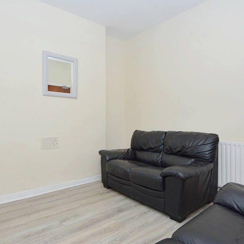 9 Landseer Street, Belfast BT9 5AL - Photo 1