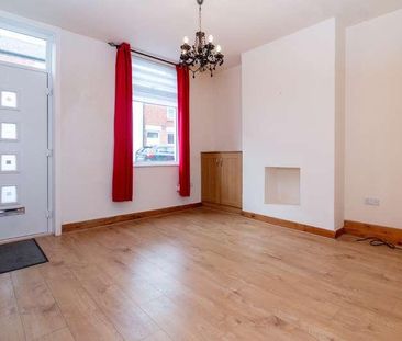 Victoria Road, Dukinfield, SK1 - Photo 2