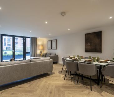 3 bedroom flat to rent - Photo 1