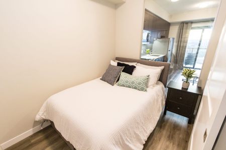 For Lease - 15 Queen Street Unit# 1105, Hamilton, Ontario - Photo 4