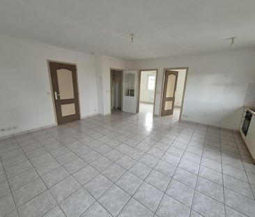 Location Appartement 3 pièces 55m² ANICHE 59580 - Photo 6