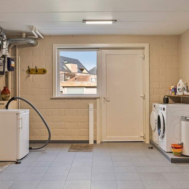 Bel-étage te huur in Dadizele voor € 850 met 1 slaapkamer - Photo 1
