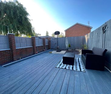 3 bedroom terraced house to rent - Photo 6