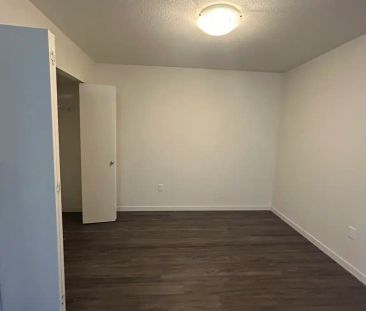 McCall Landing (Skyview) — 4302 - Photo 2